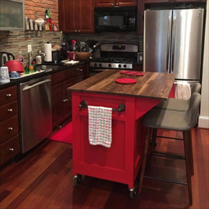 recycled pallet kitchen island