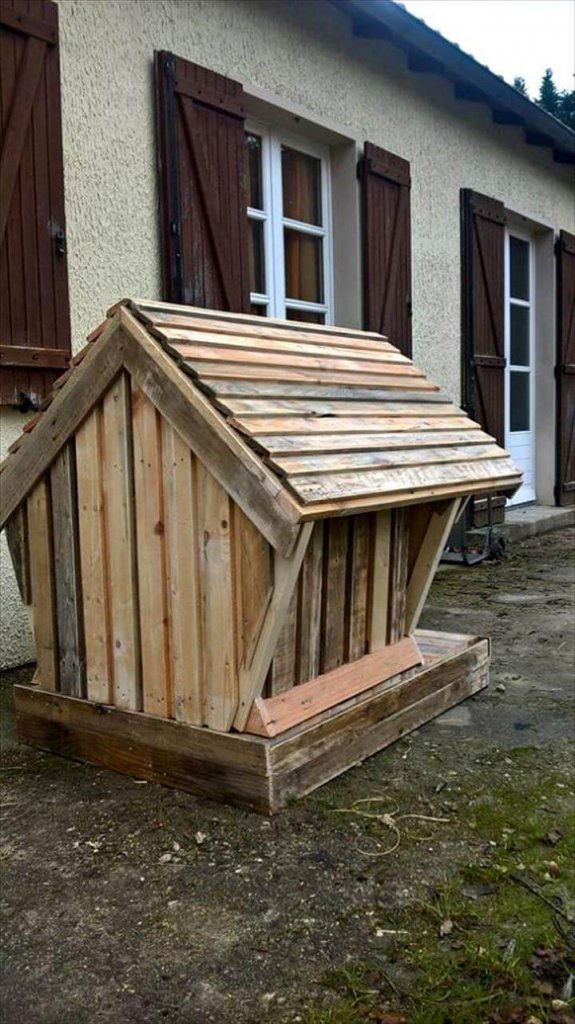 Upcycled Wood Pallet Dog House - Pallets Pro