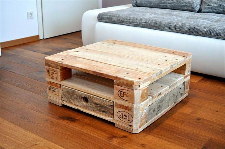 mini coffee table from pallets