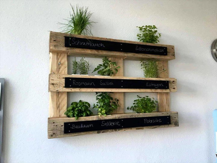 wall mounted pallet vertical planter