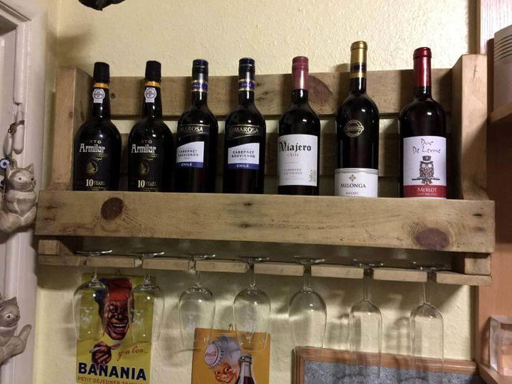 wooden pallet wine rack