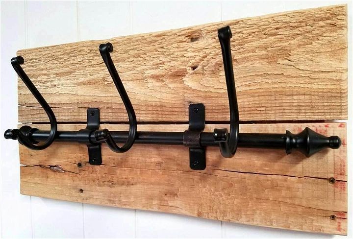 wooden pallet coat rack