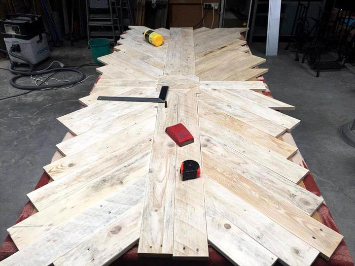 lovely pallet dining table