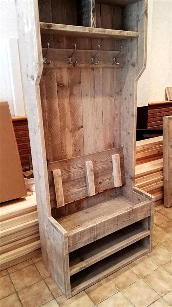 diy pallet hall tree