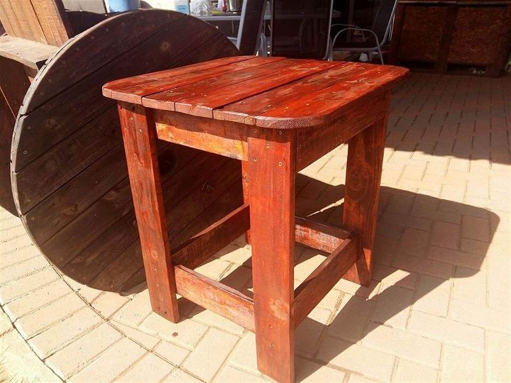 pallet outdoor side table
