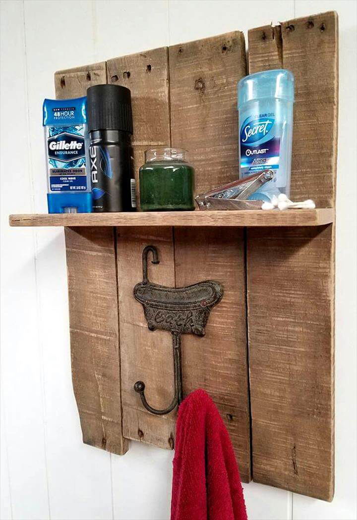 pallet made towel rack