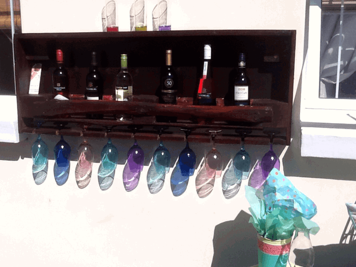 wooden pallet beverage rack