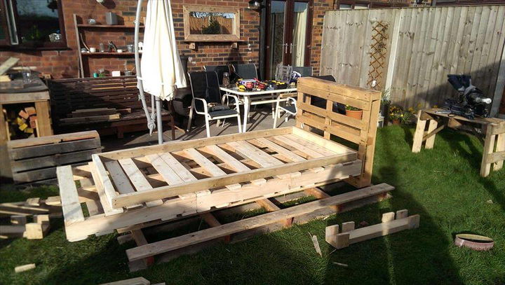 wooden pallet made bed