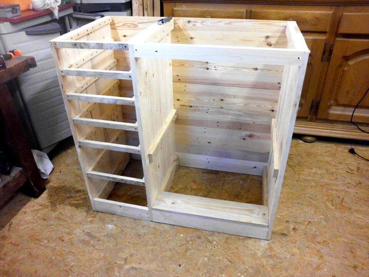 simple pallet chest of drawers