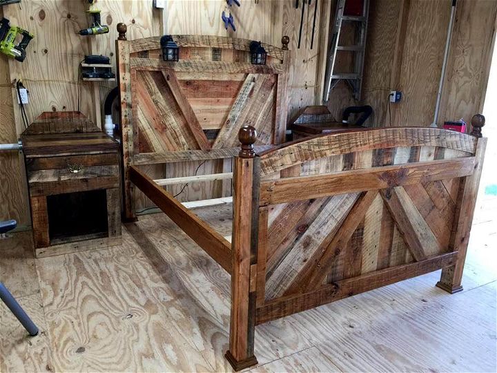 Diy Pallet Bed Frame With Lighted, Pallet Bed Frame With Headboard