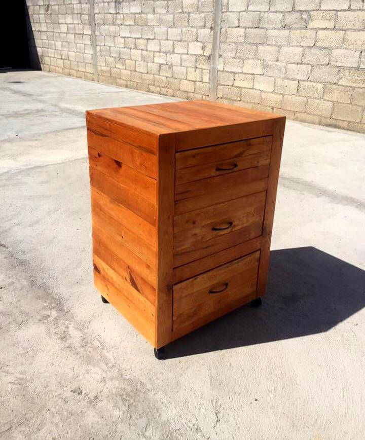 cute pallet nightstand