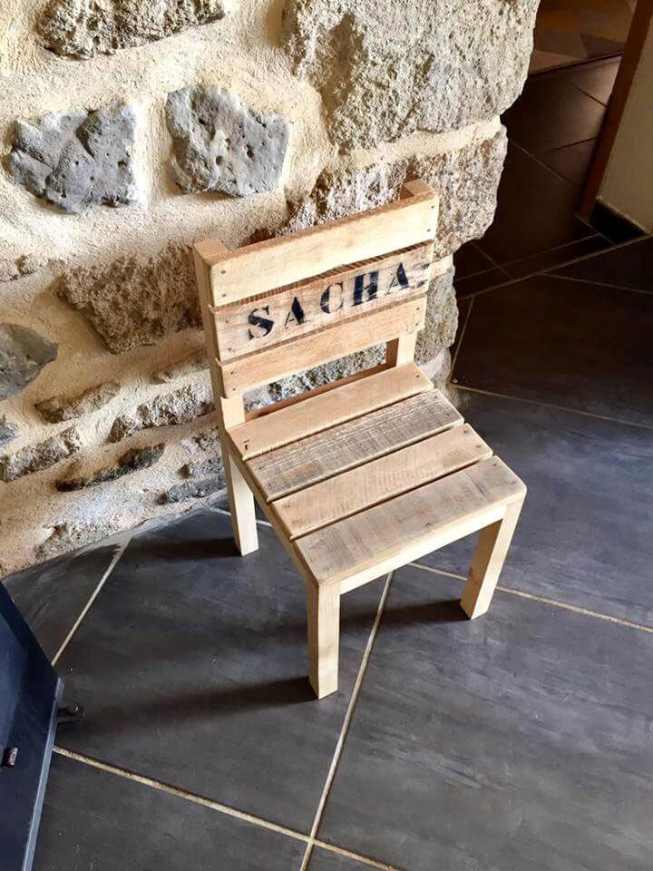 diy pallet small cute chair