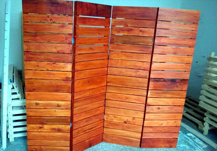 pallet room divider