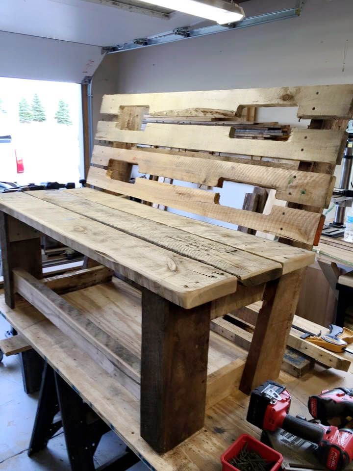 recycled pallet outdoor bench