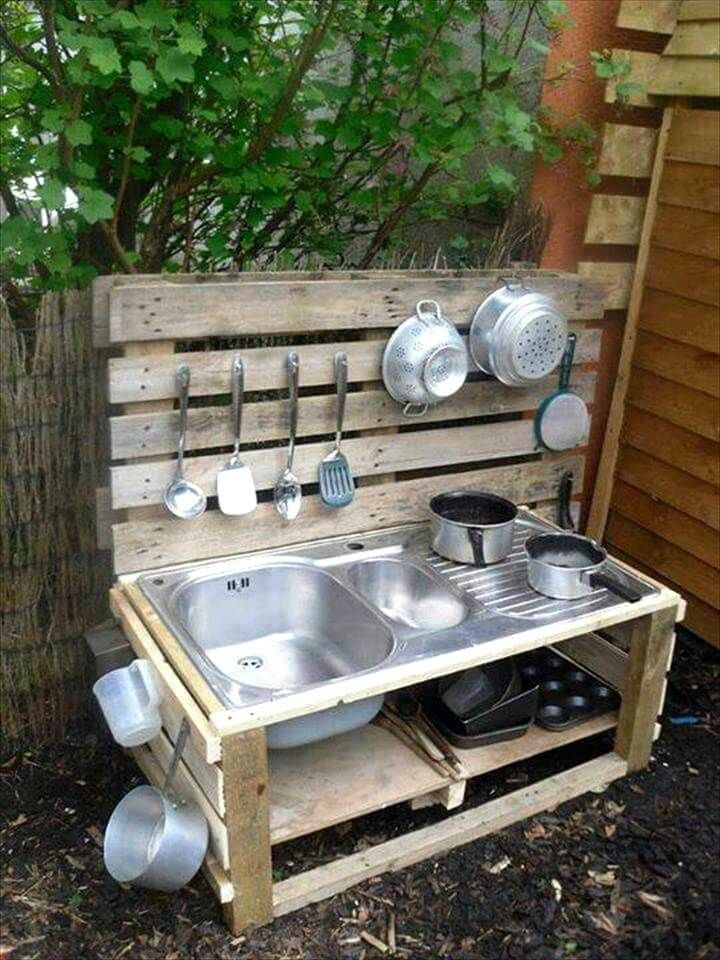 wooden pallet outdoor kitchen