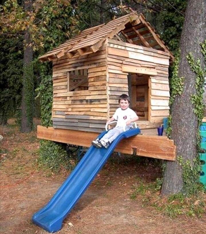 custom pallet kids playhouse built on a tree
