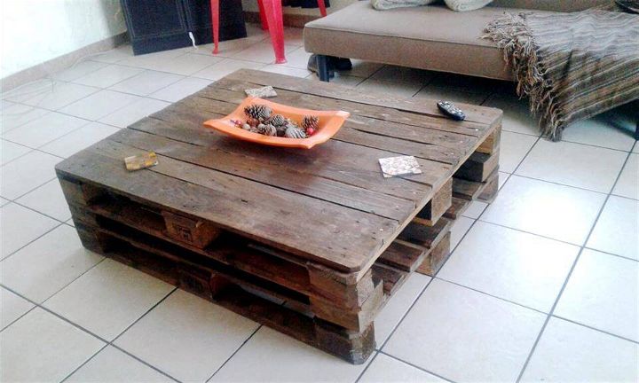 rustic wooden pallet coffee table